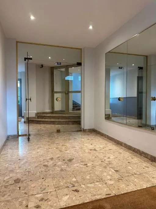 Cia - Champs Elysees Delight Paris Apartment